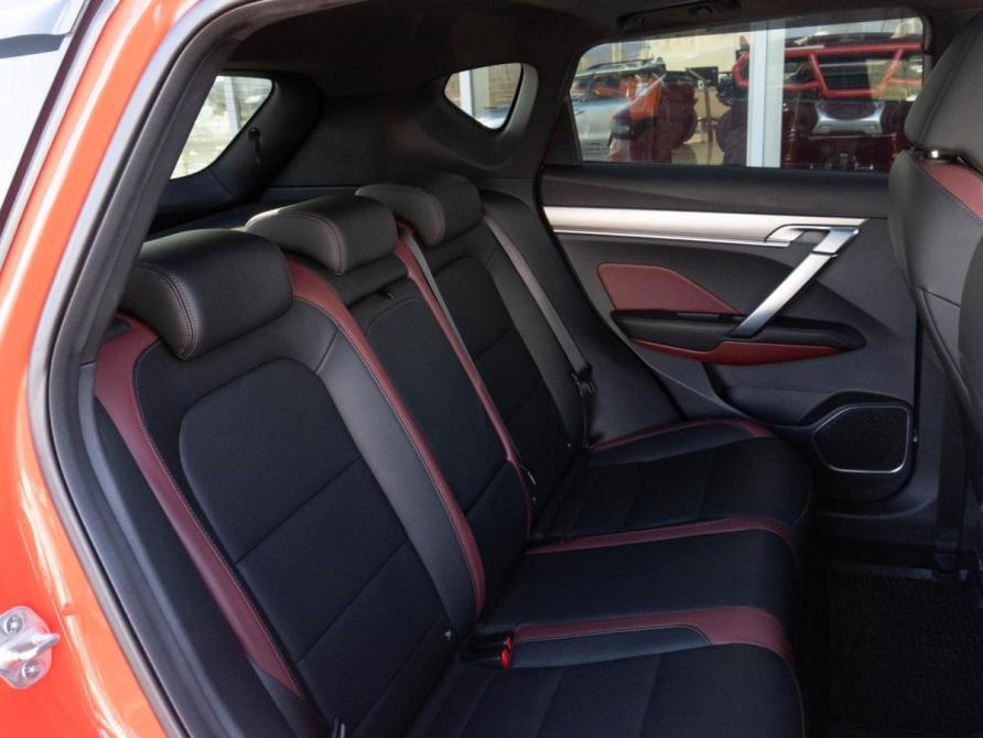 Geely Coolray I Рестайлинг Улан-Удэ  - изображение 12