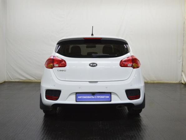 Kia Ceed II Рестайлинг с пробегом 2015 года, цена 950 000 рублей, 182930 км, хэтчбек, Автокод Объявления