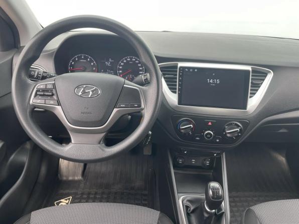 Hyundai Solaris II Рестайлинг с пробегом 2021 года, цена 1 486 700 рублей, 48117 км, седан, Автокод Объявления