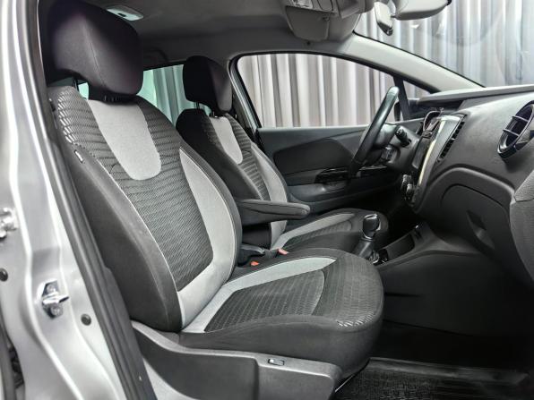 Renault Kaptur I с пробегом 2017 года, цена 1 176 000 рублей, 140188 км, внедорожник, Автокод Объявления