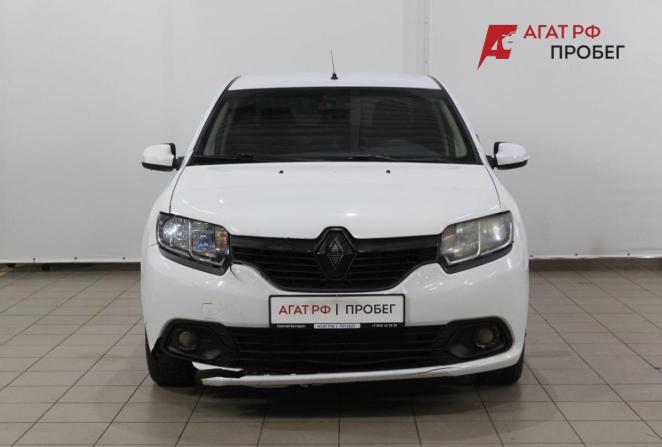 Renault Logan II с пробегом 2017 года, цена 210 000 рублей, 385133 км, седан, Автокод Объявления
