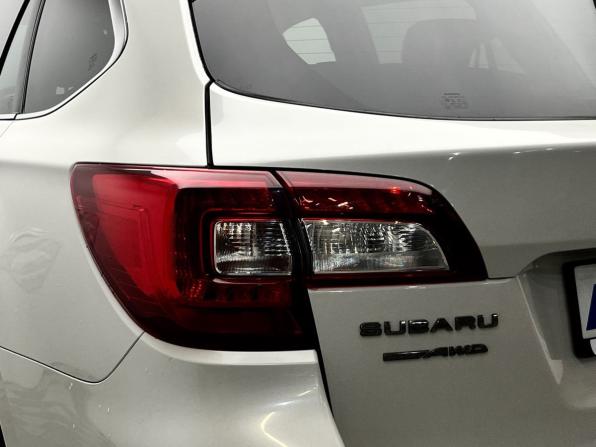 Subaru Outback V с пробегом 2017 года, цена 1 849 000 рублей, 220100 км, универсал, Автокод Объявления