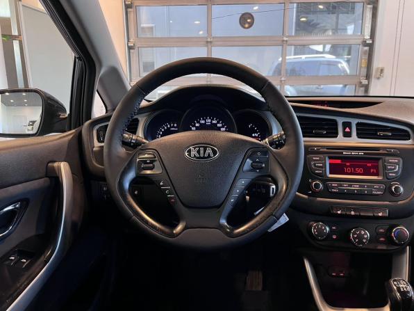 Kia Ceed II с пробегом 2014 года, цена 1 050 000 рублей, 138873 км, хэтчбек, Автокод Объявления