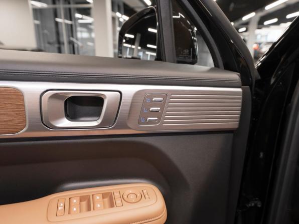Hyundai Santa Fe V (MX5) с пробегом 2025 года, цена 5 450 000 рублей, 11219 км, внедорожник, Автокод Объявления