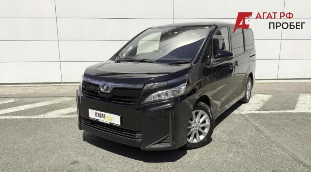 Toyota Voxy III (R80) Рестайлинг Ставрополь  - изображение 1
