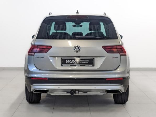 Volkswagen Tiguan II с пробегом 2019 года, цена 2 190 000 рублей, 134997 км, внедорожник, Автокод Объявления
