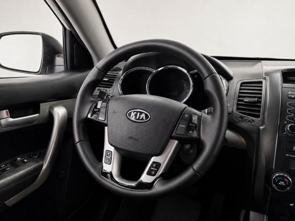 Kia Sorento II с пробегом 2012 года, цена 1 299 000 рублей, 279970 км, внедорожник, Автокод Объявления