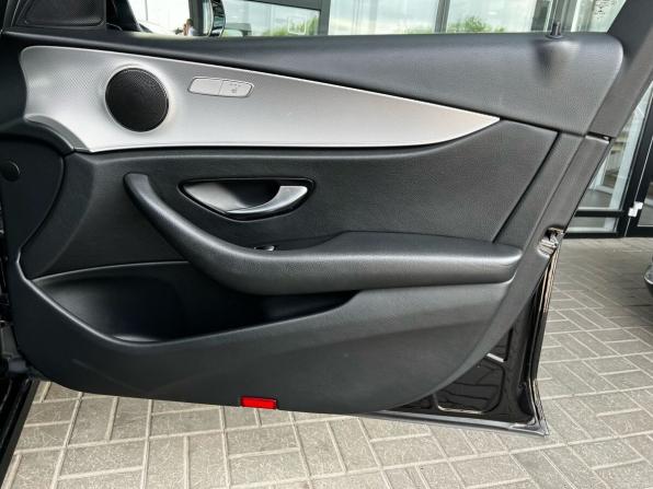 Mercedes-Benz E-Класс V (W213 S213 C238) с пробегом 2018 года, цена 2 899 000 рублей, 152050 км, седан, Автокод Объявления