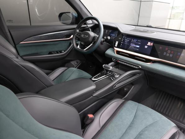 Geely Monjaro I с пробегом 2023 года, цена 2 950 000 рублей, 67624 км, внедорожник, Автокод Объявления