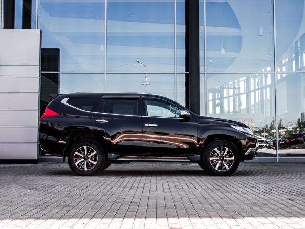 Mitsubishi Pajero Sport III с пробегом 2020 года, цена 3 450 000 рублей, 90038 км, внедорожник, Автокод Объявления
