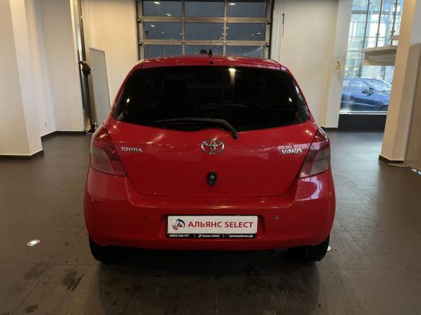 Toyota Yaris II с пробегом 2008 года, цена 462 600 рублей, 177087 км, хэтчбек, Автокод Объявления