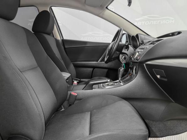 Mazda 3 II (BL) Рестайлинг с пробегом 2011 года, цена 1 020 000 рублей, 150500 км, седан, Автокод Объявления