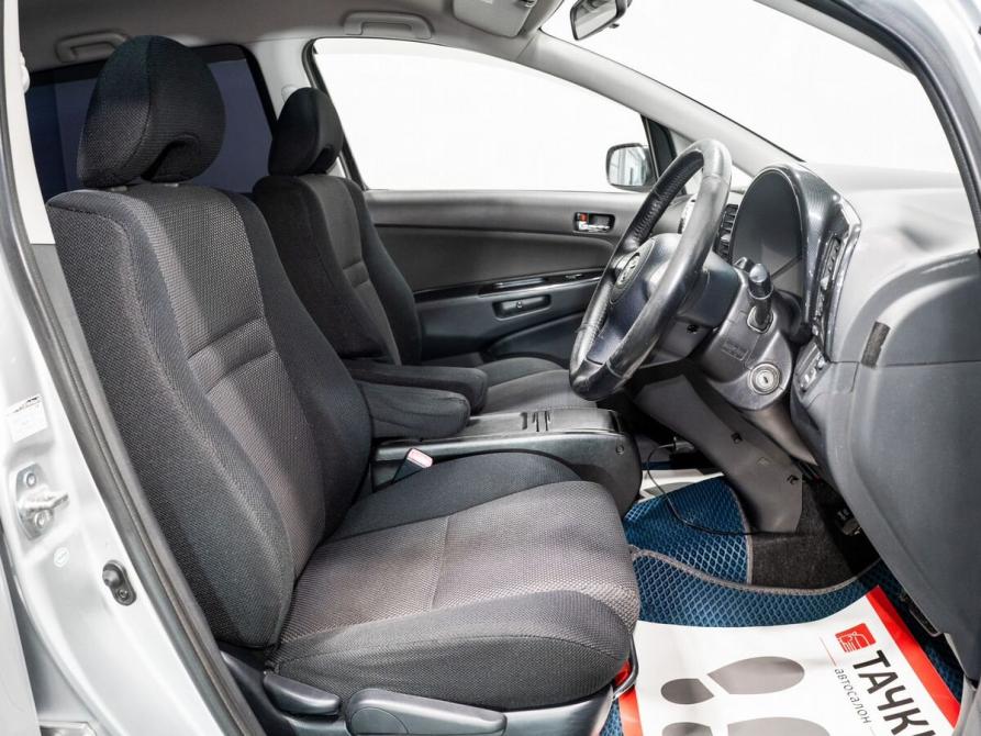 Toyota Wish I Чита  - изображение 7