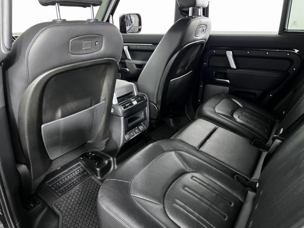 Land Rover Defender II с пробегом 2020 года, цена 4 699 000 рублей, 90365 км, внедорожник, Автокод Объявления
