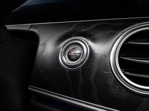 Mercedes-Benz E-Класс V (W213 S213 C238) с пробегом 2016 года, цена 3 220 000 рублей, 140009 км, седан, Автокод Объявления