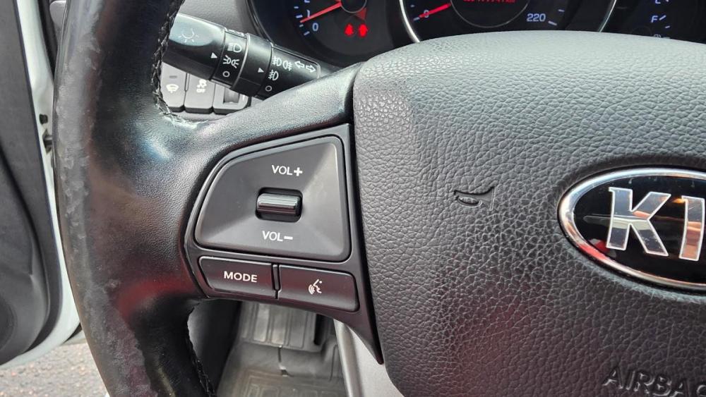 Kia Rio III Санкт-Петербург  - изображение 12