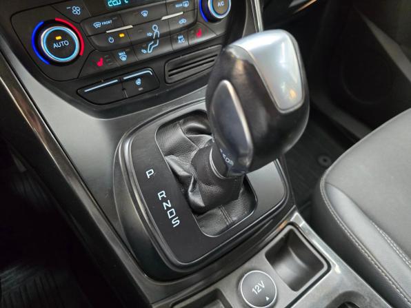 Ford Kuga II Рестайлинг с пробегом 2017 года, цена 1 749 000 рублей, 112042 км, внедорожник, Автокод Объявления