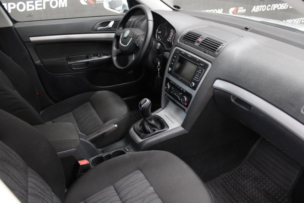 Skoda Octavia II (A5) Рестайлинг Томск  - изображение 8