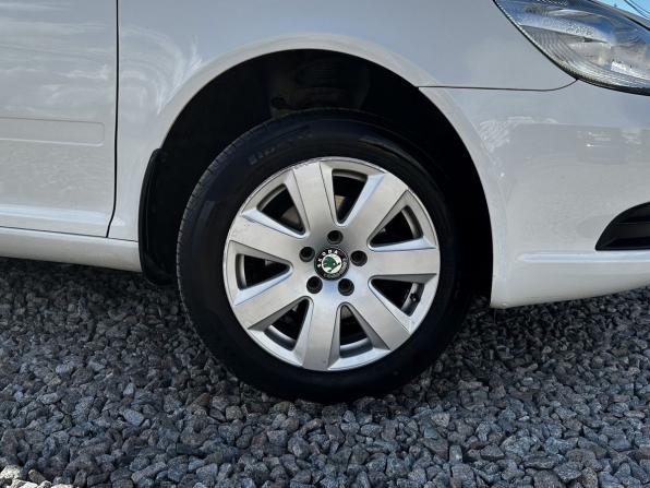 Skoda Octavia II (A5) Рестайлинг с пробегом 2012 года, цена 760 000 рублей, 202604 км, лифтбек, Автокод Объявления