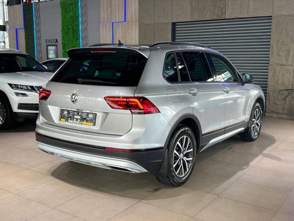 Volkswagen Tiguan II с пробегом 2019 года, цена 2 650 000 рублей, 78000 км, внедорожник, Автокод Объявления