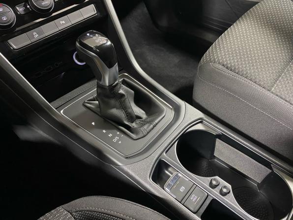 Volkswagen Touran II с пробегом 2019 года, цена 1 597 900 рублей, 252858 км, компактвэн, Автокод Объявления