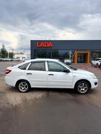 Lada (ВАЗ) Granta I с пробегом 2015 года, цена 320 000 рублей, 135700 км, лифтбек, Автокод Объявления