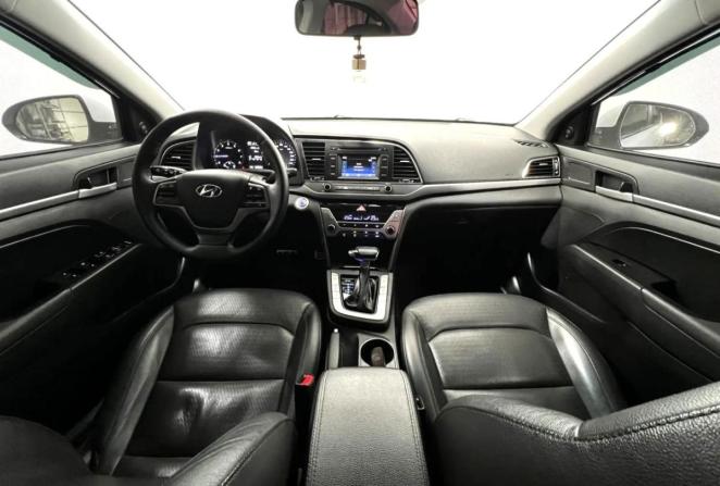 Hyundai Elantra VI (AD) с пробегом 2017 года, цена 1 650 000 рублей, 138349 км, седан, Автокод Объявления
