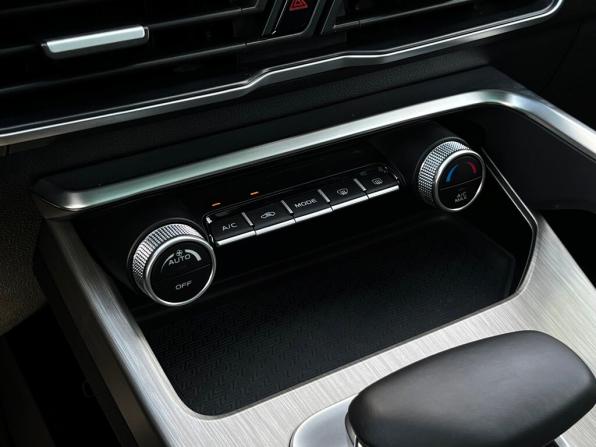 Geely Coolray I с пробегом 2023 года, цена 2 048 500 рублей, 25093 км, внедорожник, Автокод Объявления