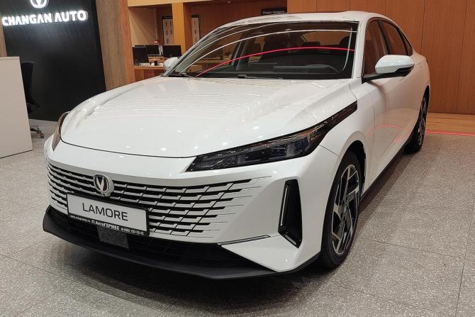 Новый Changan Lamore 2024 года, цена 2 579 900 рублей, седан, Автокод Объявления