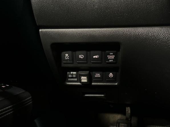 Nissan Pathfinder IV с пробегом 2015 года, цена 1 749 000 рублей, 239270 км, внедорожник, Автокод Объявления