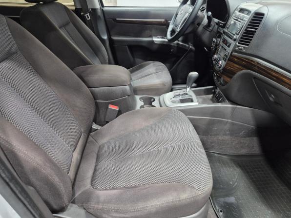 Hyundai Santa Fe II Рестайлинг с пробегом 2010 года, цена 1 310 000 рублей, 321328 км, внедорожник, Автокод Объявления