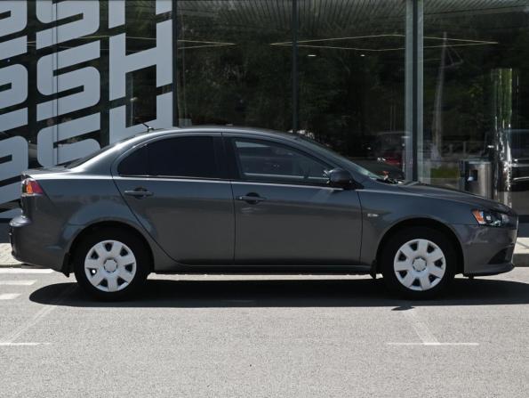 Mitsubishi Lancer X Рестайлинг с пробегом 2011 года, цена 1 290 000 рублей, 32552 км, седан, Автокод Объявления