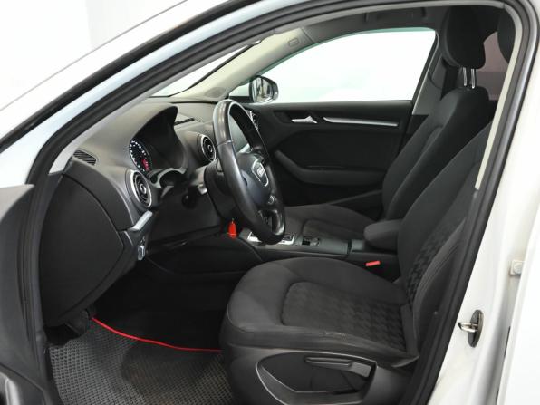 Audi A3 III (8V) с пробегом 2013 года, цена 1 500 000 рублей, 133086 км, хэтчбек, Автокод Объявления