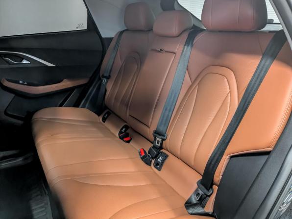 Omoda C5 I с пробегом 2023 года, цена 1 650 000 рублей, 28055 км, внедорожник, Автокод Объявления