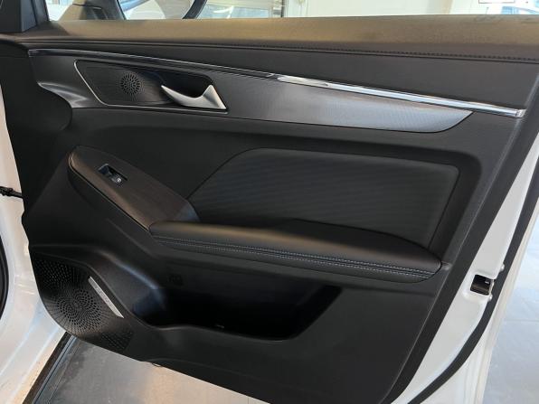 Haval Jolion I Рестайлинг с пробегом 2024 года, цена 2 350 000 рублей, 28431 км, внедорожник, Автокод Объявления