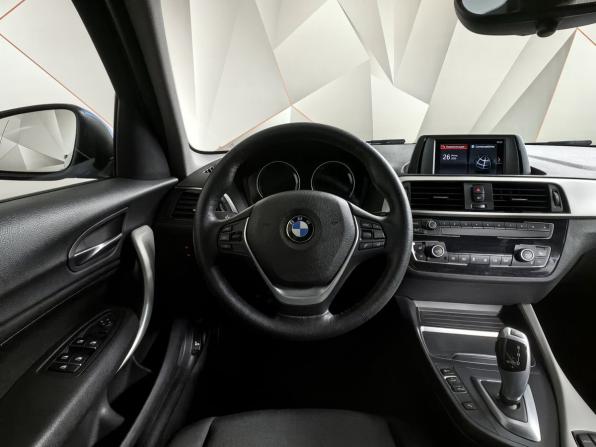 BMW 1 серии II (F20/F21) Рестайлинг 2 с пробегом 2018 года, цена 1 899 000 рублей, 70392 км, хэтчбек, Автокод Объявления