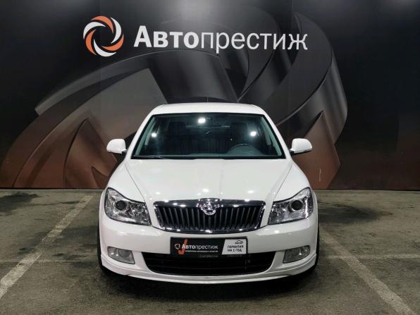 Skoda Octavia II (A5) Рестайлинг с пробегом 2012 года, цена 800 000 рублей, 370719 км, лифтбек, Автокод Объявления