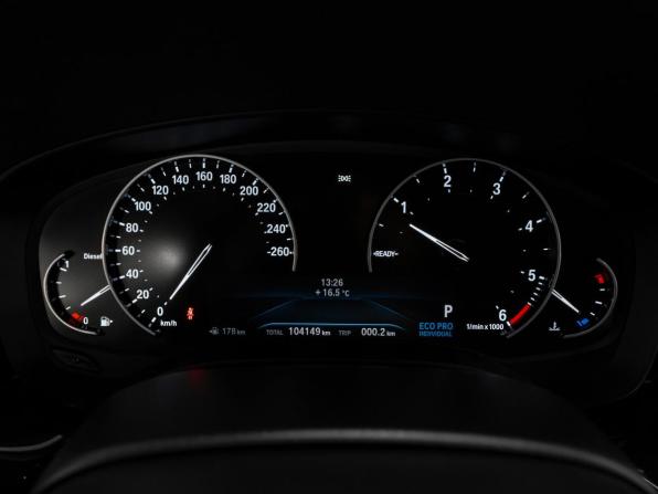 BMW 5 серии VII (G30/G31/G38) с пробегом 2017 года, цена 3 150 000 рублей, 104139 км, седан, Автокод Объявления
