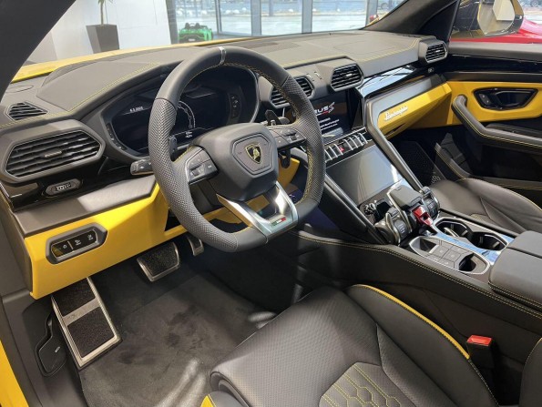 Lamborghini Urus I Рестайлинг с пробегом 2024 года, цена 43 500 000 рублей, 55 км, offers.body_type.unknown, Автокод Объявления