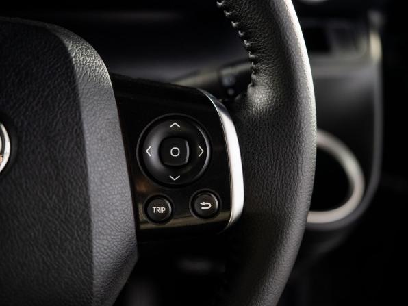Toyota Sienta I Рестайлинг 2 с пробегом 2015 года, цена 1 250 000 рублей, 157156 км, компактвэн, Автокод Объявления