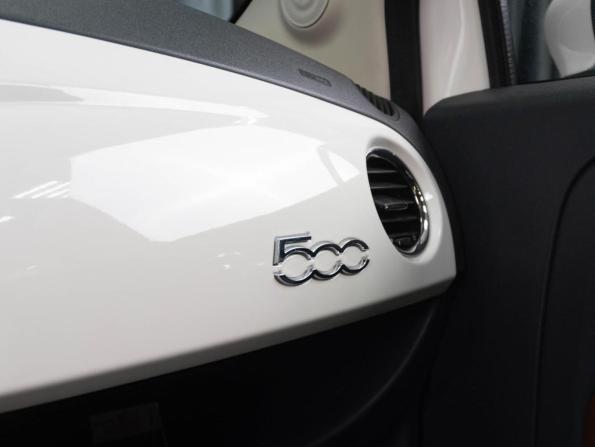 Fiat 500 II с пробегом 2012 года, цена 829 000 рублей, 170013 км, хэтчбек, Автокод Объявления