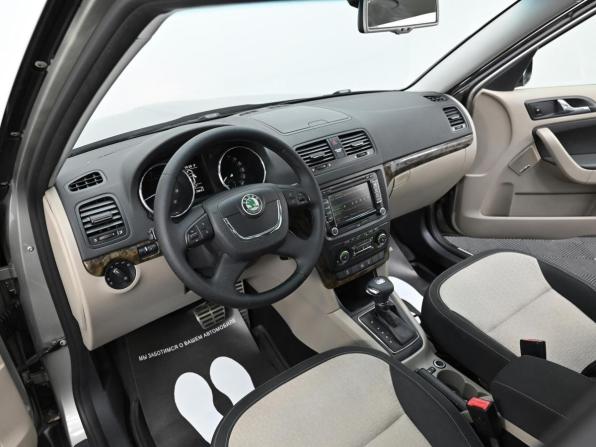 Skoda Yeti I с пробегом 2012 года, цена 949 000 рублей, 256000 км, внедорожник, Автокод Объявления