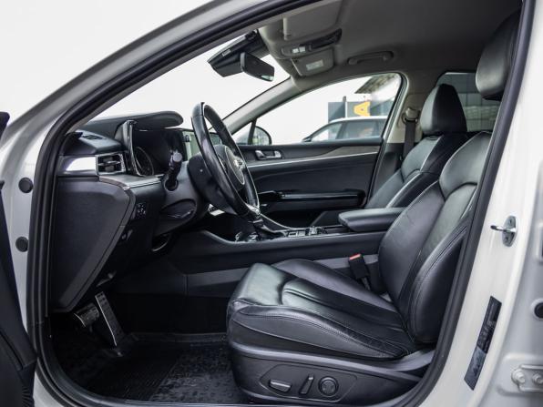 Kia K5 III с пробегом 2021 года, цена 2 848 000 рублей, 56054 км, седан, Автокод Объявления