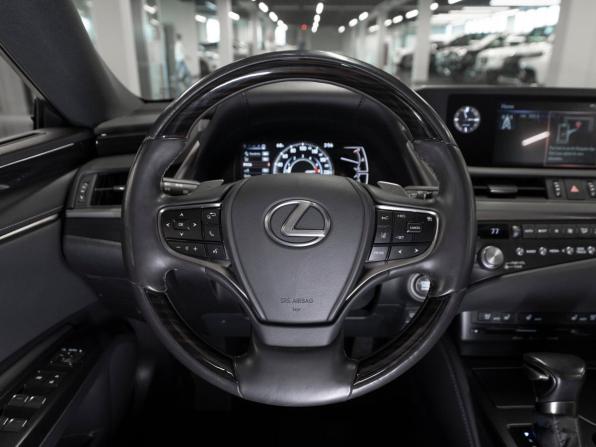 Lexus ES VII с пробегом 2021 года, цена 4 200 000 рублей, 59939 км, седан, Автокод Объявления