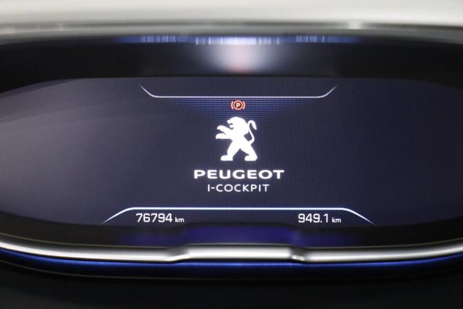 Peugeot 3008 II с пробегом 2017 года, цена 1 620 000 рублей, 76317 км, внедорожник, Автокод Объявления