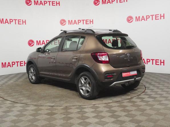 Renault Sandero II Рестайлинг с пробегом 2019 года, цена 1 097 000 рублей, 105000 км, хэтчбек, Автокод Объявления
