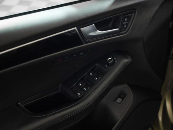 Audi Q5 I (8R) с пробегом 2009 года, цена 1 349 000 рублей, 290887 км, внедорожник, Автокод Объявления