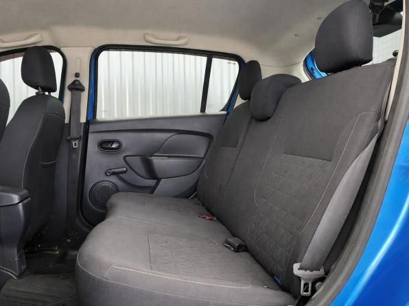 Renault Sandero II с пробегом 2015 года, цена 787 000 рублей, 135193 км, хэтчбек, Автокод Объявления