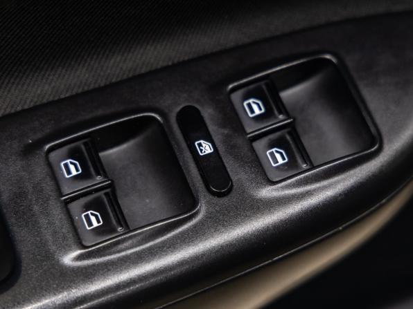 Skoda Octavia II (A5) Рестайлинг с пробегом 2012 года, цена 768 000 рублей, 153922 км, лифтбек, Автокод Объявления