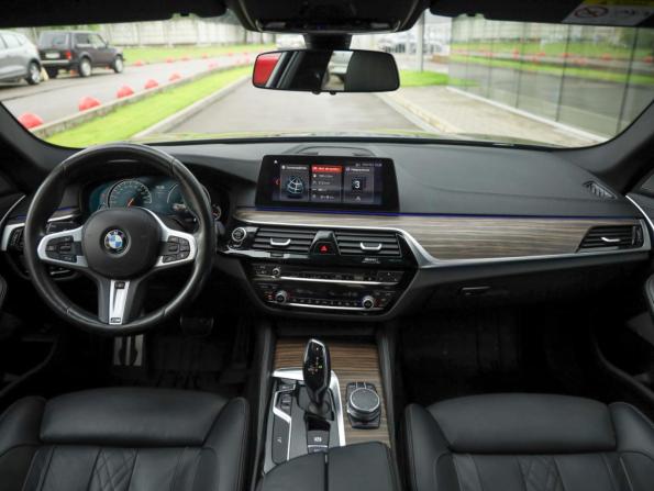 BMW 5 серии VII (G30/G31/G38) с пробегом 2017 года, цена 3 799 000 рублей, 97914 км, седан, Автокод Объявления